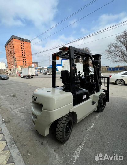 Вилочный погрузчик TFN CPCD30, 2022