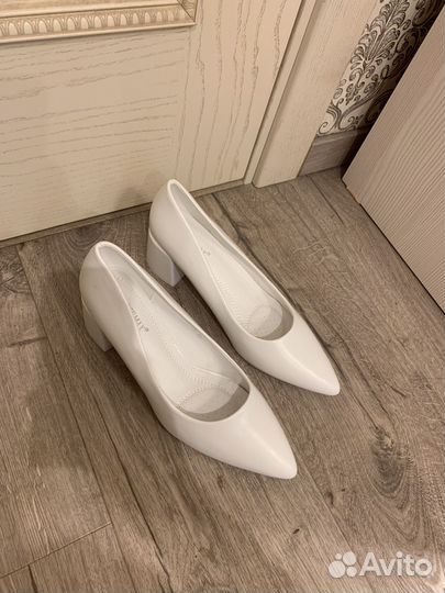 Туфли свадебные женские 40 размер (новые)