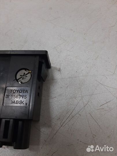 Кнопки управления режимами кпп Toyota Avensis T250