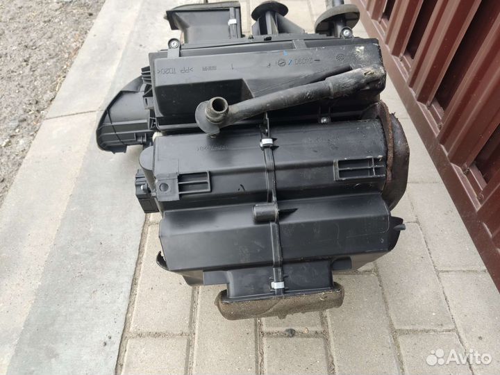 Корпус печки в сборе под климат Пежо 206