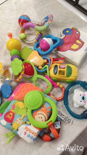 Игрушки погремушки пакетом