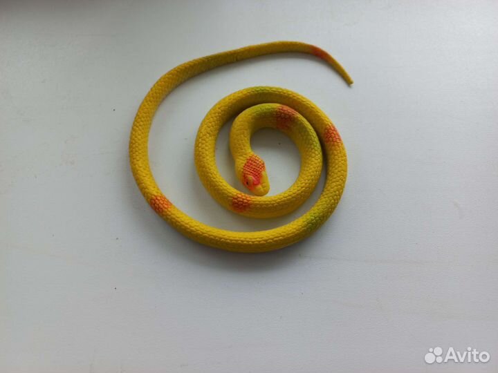 Игрушка Змея