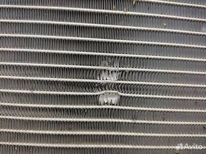 Радиатор кондиционера Renault Logan 2 2014