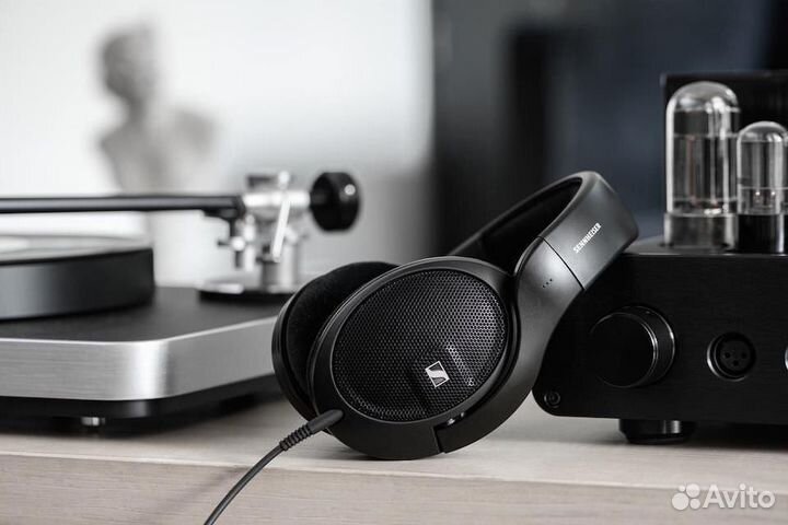 Наушники Sennheiser HD 560S Black
