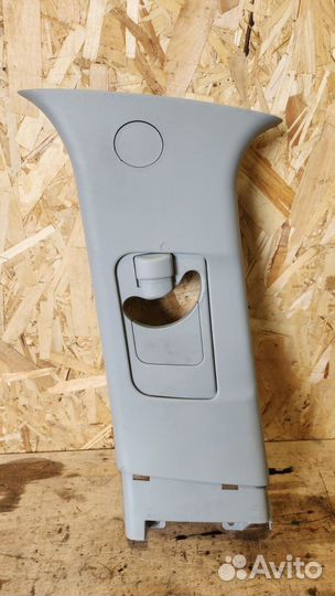 Обшивка средней стойки левой c crosser xl 4007