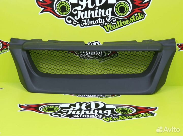 Решетка Liberal Subaru Forester SF5 SF9