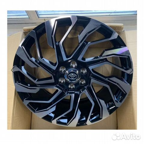 Диски на Toyota Land Cruier 300 R22