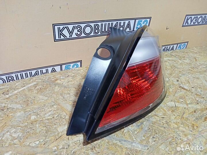 Фонарь правый Opel Astra H (04-07г) хетч до рест
