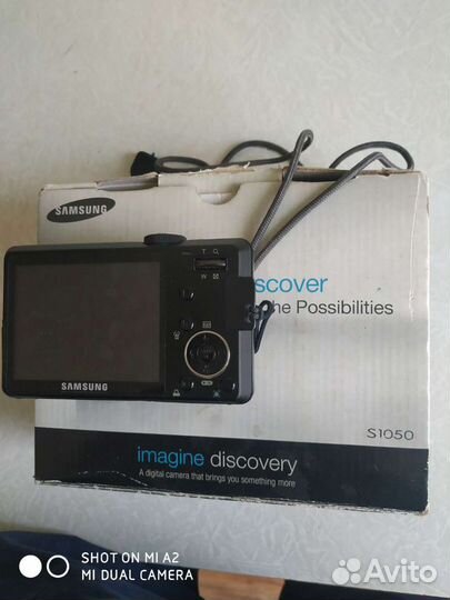 Компактный фотоаппарат