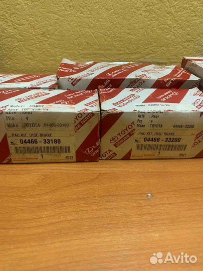 Тормозные колодки задние Toyota Camry и Lexus ES