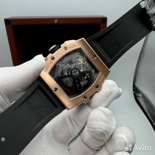 Часы Hublot Spirit of Big Bang