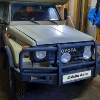 Альковный Toyota Camroad, 1986, Брест