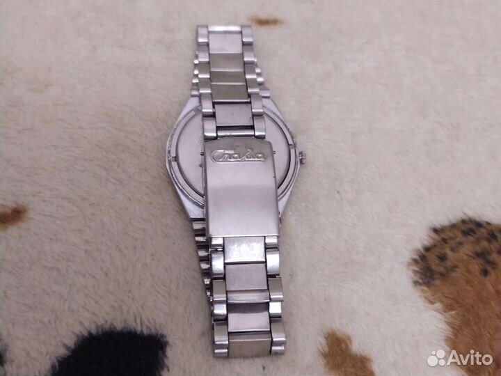 Часы Слава кварцевые СССР