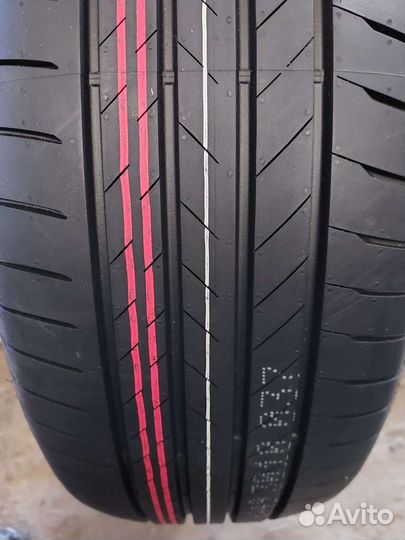 Bridgestone Alenza 001 235/55 R19 101V