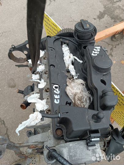 Двигатель Skoda Yeti 5L 2.0 2013