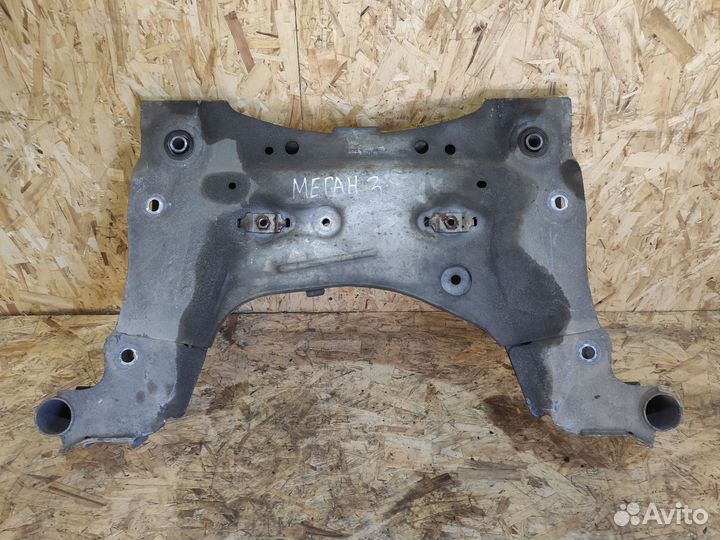 Подрамник Renault Megane 3