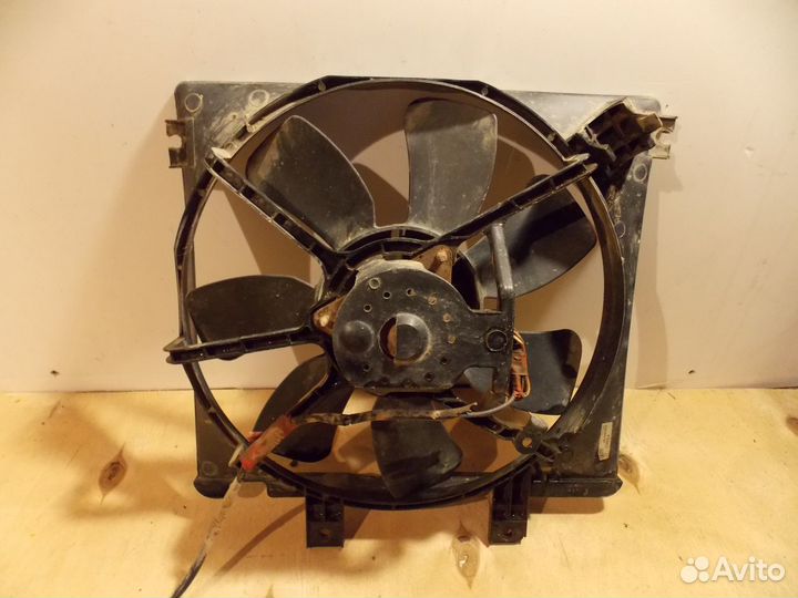 Вентилятор радиатора Mazda Capella GF 1997-2002