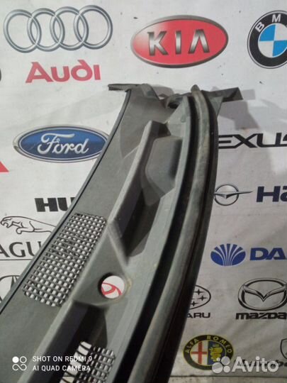 Решетка стеклооч. (планка под лобов Chery Bonus