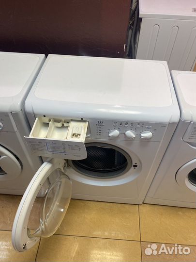 Стиральная машина Indesit на Гарантии