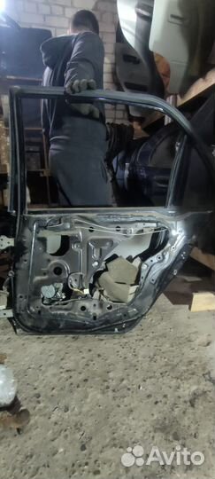 Mitsubishi lancer 9 дверь задняя правая