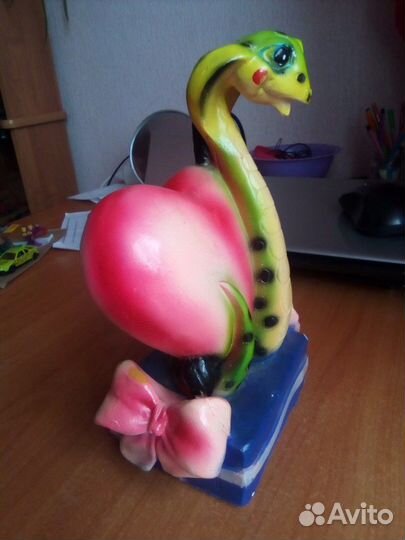 Фигура, статуэтка