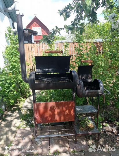 3 в 1 - шашлык, коптильня, барбекю