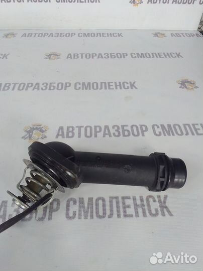 Корпус термостата Volkswagen Passat 038121121b Ajm