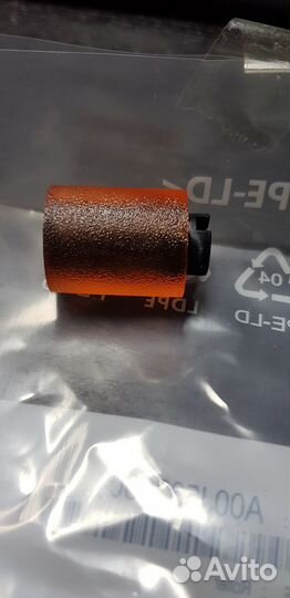 Ролик захвата бумаги A00J563600 Konica ориг