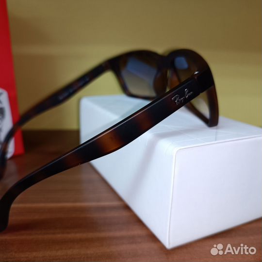 Солнцезащитные очки Ray Ban scuderia ferrari