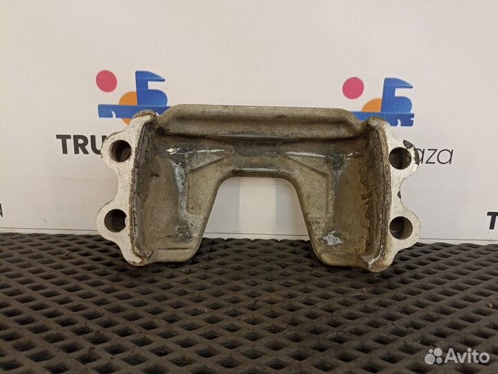 53201001109 Кронштейн подушки двигателя камаз 5490