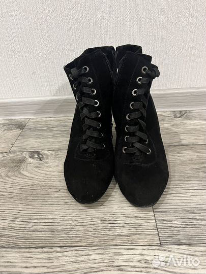 Обувь женская 37 размер