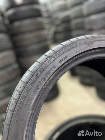 Bridgestone Potenza RE 050A l 255/35 R18