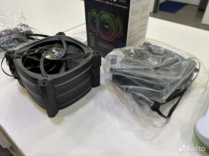 AeroCool Astro 12 Pro