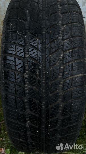 Sunny SN3830 215/60 R17 96H