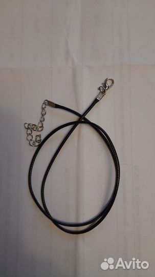 Шнурок для подвески