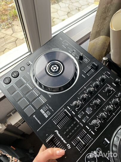 Dj контролер pioneer ddj rb