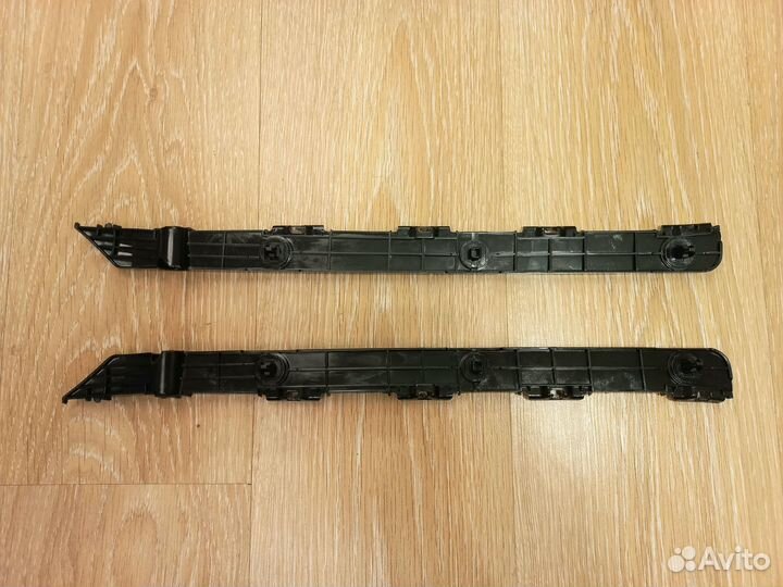 Крепление заднего бампера Toyota Camry 06-11