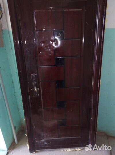 Дверь входная металлическая