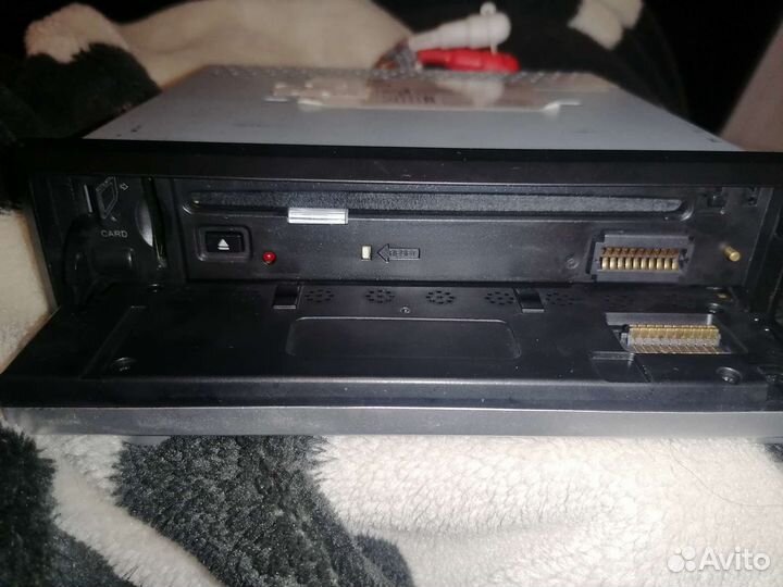 Магнитола varta V-CD510