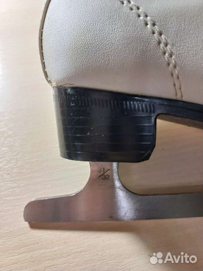 Коньки фигурные