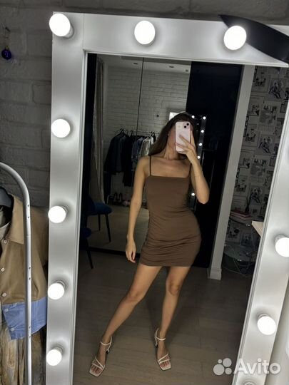 Короткое платье