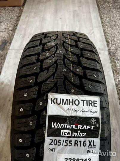 Kumho WinterCraft Ice Wi32 205/55 R16