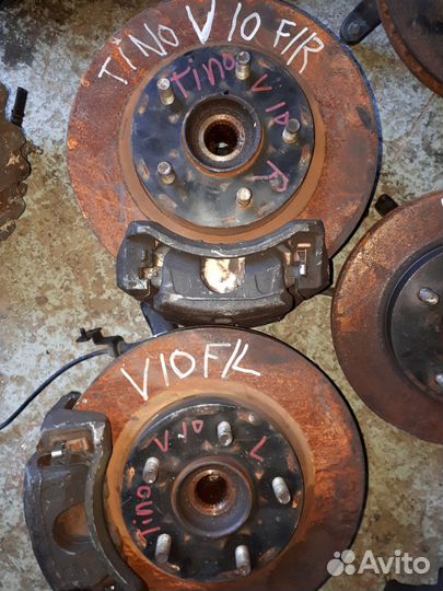 Ступица передняя ниссан тино,V10