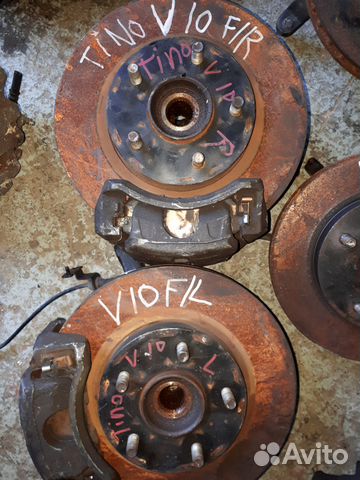 Ступица передняя ниссан тино,V10