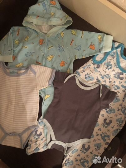 Большой пакет одежды на мальчика от 0-6 месяцев