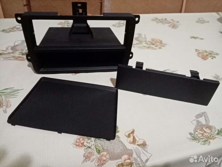 Рамка полка для магнитолы VW Polo- VW Jetta