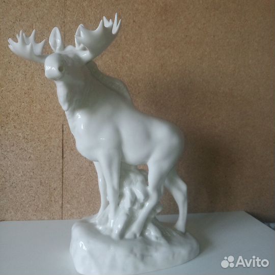 Статуэтка лось лфз