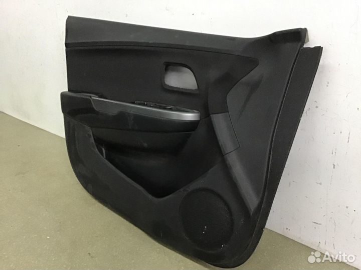 Обшивка двери передней левой Kia RIO 2011-2017