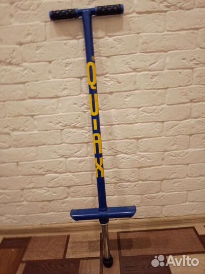 Кузнечик попрыгун