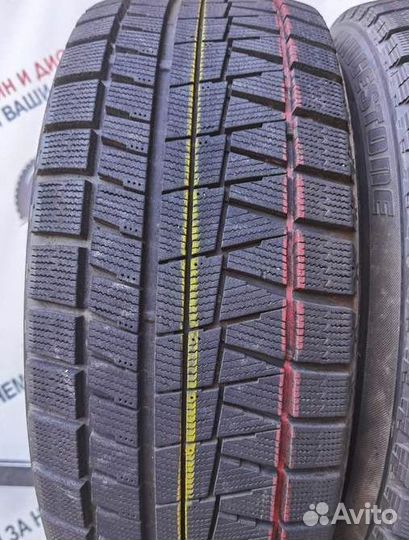 Bridgestone Blizzak Revo GZ 235/50 R18 97M